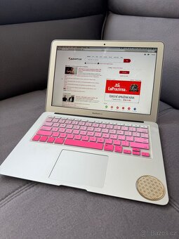 MacBook Air (13-inch, Mid 2013) - 4