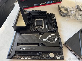 Základní deska ROG MAXIMUS Z690 HERO - 4