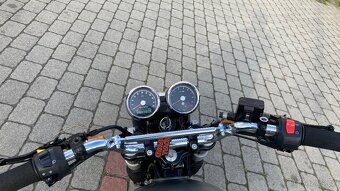 Royal Enfield interceptor 650 - 4
