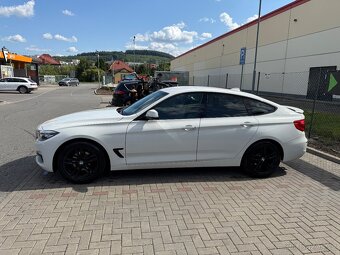 BMW 320i Gran Turismo, 135 kW, 2018, top výbava, bílá - 4