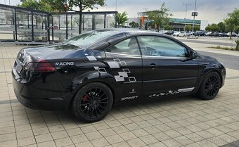 Ford Focus Cabrio 2.0i . Výměna možná - 4