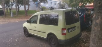 Wolkswagen Caddy rok 2005  19 TDI 55kw - 4