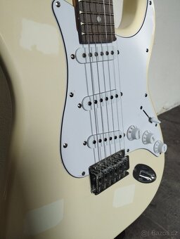 Elektrická kytara- Pasadena - 4