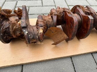 Volha Gaz 24, nova kliková hřídel, originál - 4