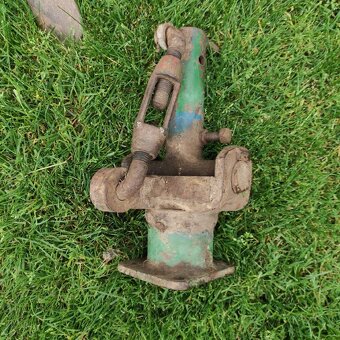 Pluh obracák + nastavovací těleso k PF-62 nebo  Holder - 4