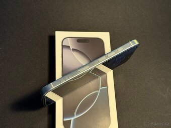 Apple iPhone 16 PRO - 4