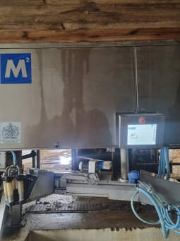 dojicí technika na krávy - 4