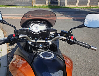 Suzuki DL650 V-Strom - 4