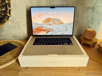 Macbook Air 13"6 M2 2023 8/256GB - 4