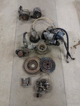 W123 díly motoru - 4