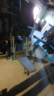 Posilovací stroje KWK - 4