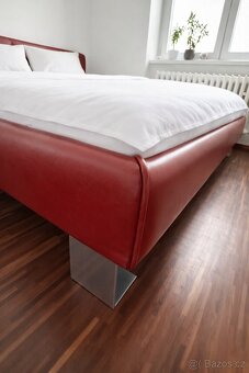 Čalouněná Manželská postel 180x200 - 4