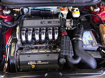 Alfa Romeo 156 2.5 V6 - 4