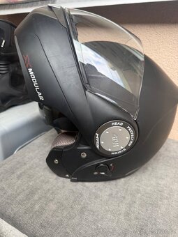 Moto helma GIVI - 4