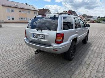 Jeep Grand Cherokee - 4