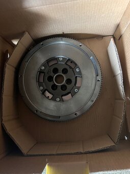 Spojková sada pro Octavia II 103kw atd LUK 600 0299 00 - 4