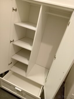 Nábytek do dětského pokoje MARSELL (komoda, skříň, regály) - 4