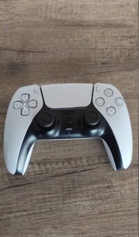 PLAYSTATION 5 - 4