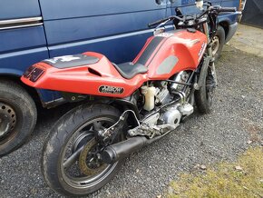 Yamaha xz 550 - 4
