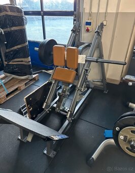 Hammer Strength - 4