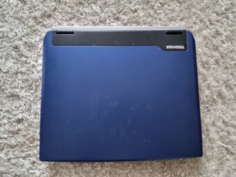 Toshiba Satellite A45-S1202 - 4