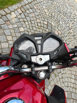 Honda CB 125 F - 4
