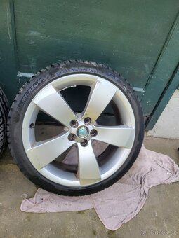 Alu kola R17 5x100 - 4
