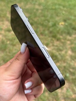 iPhone 16 pro 256 GB Black Titanium - 4