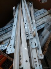 Kolejničky pojízdné pro šuplíky - 4