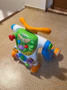 Odrážedlo a chodítko v jednom - 4