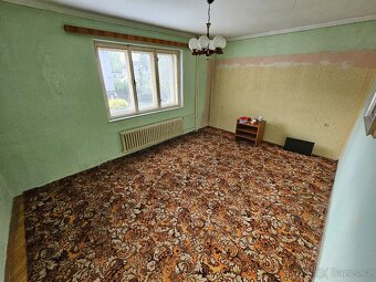 Prodám prostorný rodinný dům ve Studénce s velkou zahradou. - 4