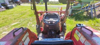 Mitsubishi MT43 4X4 čelní nakladač - 4