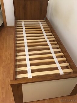 Postel 90200 z masivu v dobrém stavu - 4