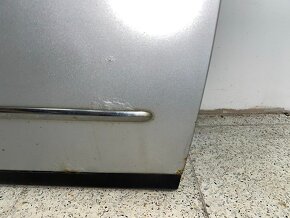 Pravé přední dveře stříbrná LA7W VW Passat B6 r.v. 2007 - 4