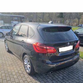 BMW 218 i - 4