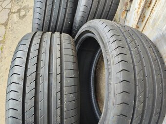 18"sada letních pneu Fulda 225/40/18 = 2400Kč/4ks - 4