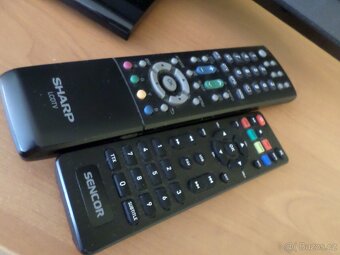 Sharp LCD LC 32D65E - 4