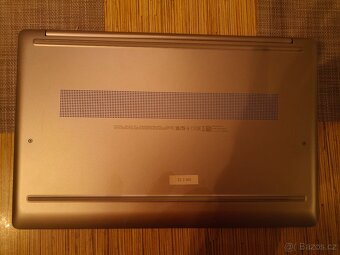 HP Laptop 17" cp0973nc -- Baterie vydrží přes 4 hodiny - 4