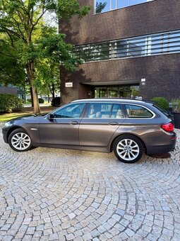 BMW 520d Touring (F11) 135 kW Havana Metallic - 4