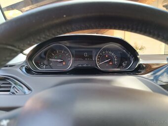Peugeot 208 1.2 PureTech - 4