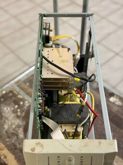 APC Smart-ups serverový záložní zdroj - 4