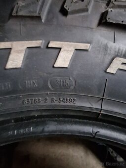 Cooper Discoverer STT Pro 285/70 R17 - 4
