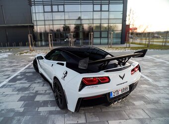 Corvette 6.2 STINGRAY C7 - 4