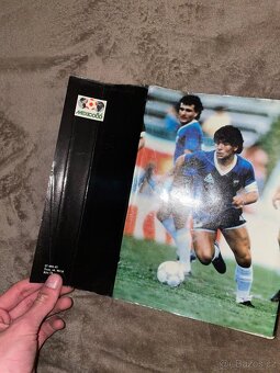 Kniha Mistroství světa v kopané 1986 (originál z roku 1986j - 4