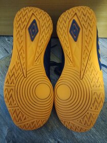 Sálovky Umbro velikost 30 - 4