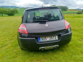 Renault Megane GT 2.0 dci 110 kW - 4
