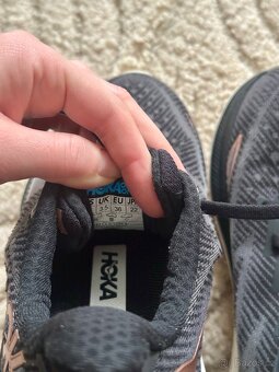 černé tenisky Hoka, vel 36 - 4