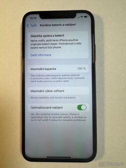Apple iPhone Xs 64gb kondice baterie 100% s kabelem Cena 37 - 4