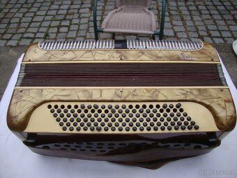 Tahací harmonika Akordeon Ligna Lignatone zlatá po dědovi - 4