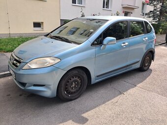 Honda FR-V - 4